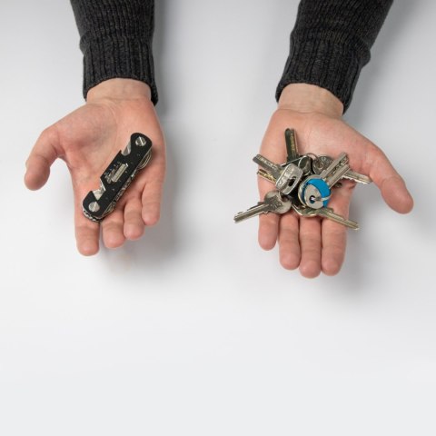 Key Aider Froster organizer do kluczy jak scyzoryk