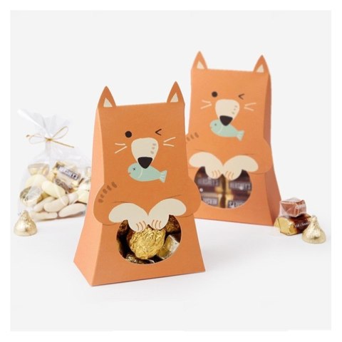 Pudełko PREZENTOWE ozdobne w kształcie Niedźwiadka 1 szt. 10x5x16,5cm OPO42POM