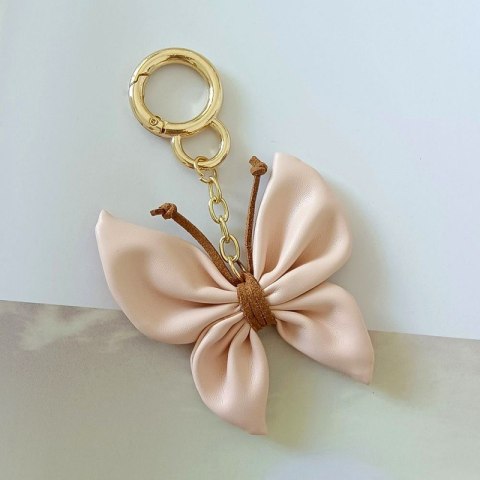 Brelok do kluczy skórzany MOTYL, KOKARDKA różowy BRL367R