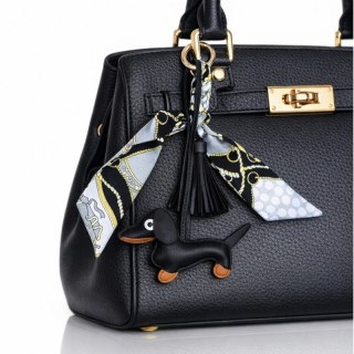 Brelok do kluczy skórzany JAMNIK czarny z frędzlami BRL374CZ