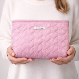 Kosmetyczka jednokomorowa pikowana serca 25 x 5 x18 cm KS120R