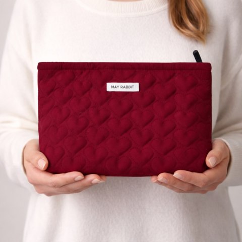 Kosmetyczka jednokomorowa pikowana serca bordowa 25 x 5 x18 cm KS120BOR